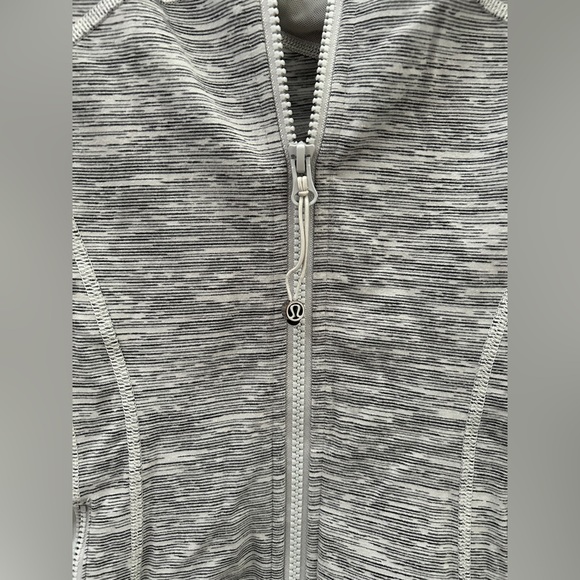 Lululemon Define Jacket - Picture 3 of 10